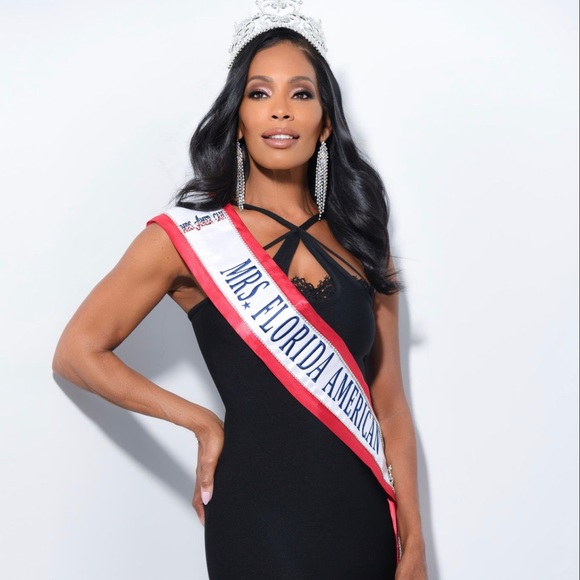 Meet Your Seller (ThriftyGurl) - Picture 2 of 4